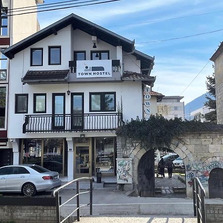 Town Hostel Peje Dış mekan fotoğraf