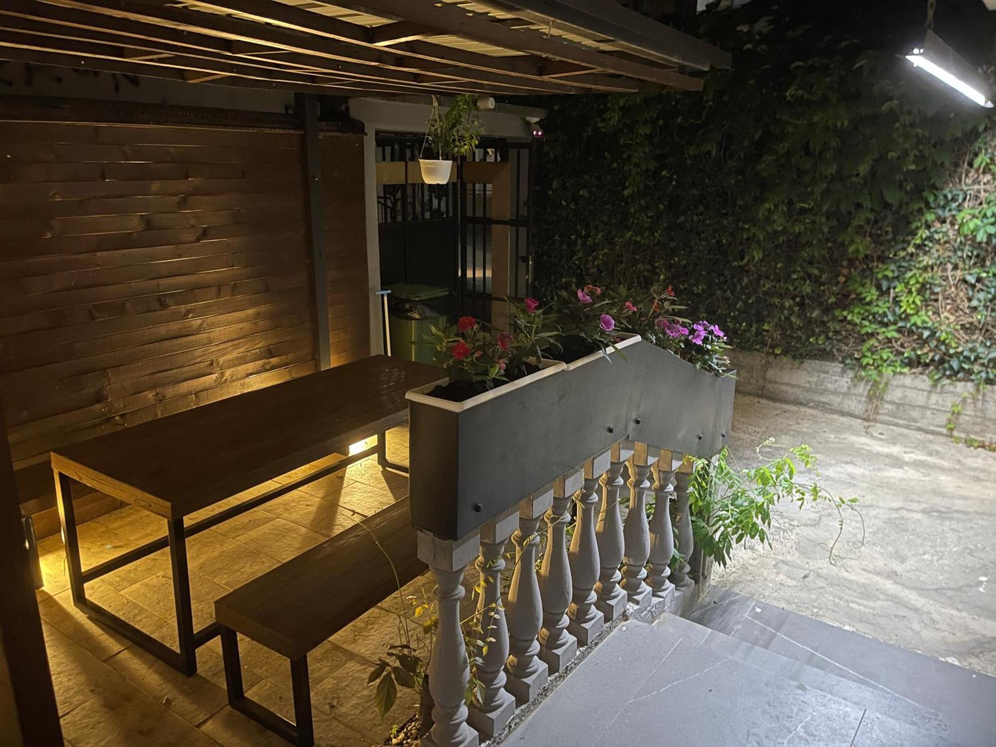 Town Hostel Peje Dış mekan fotoğraf