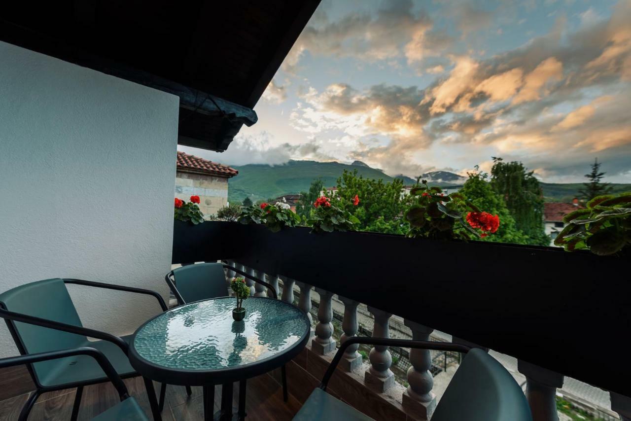 Town Hostel Peje Dış mekan fotoğraf