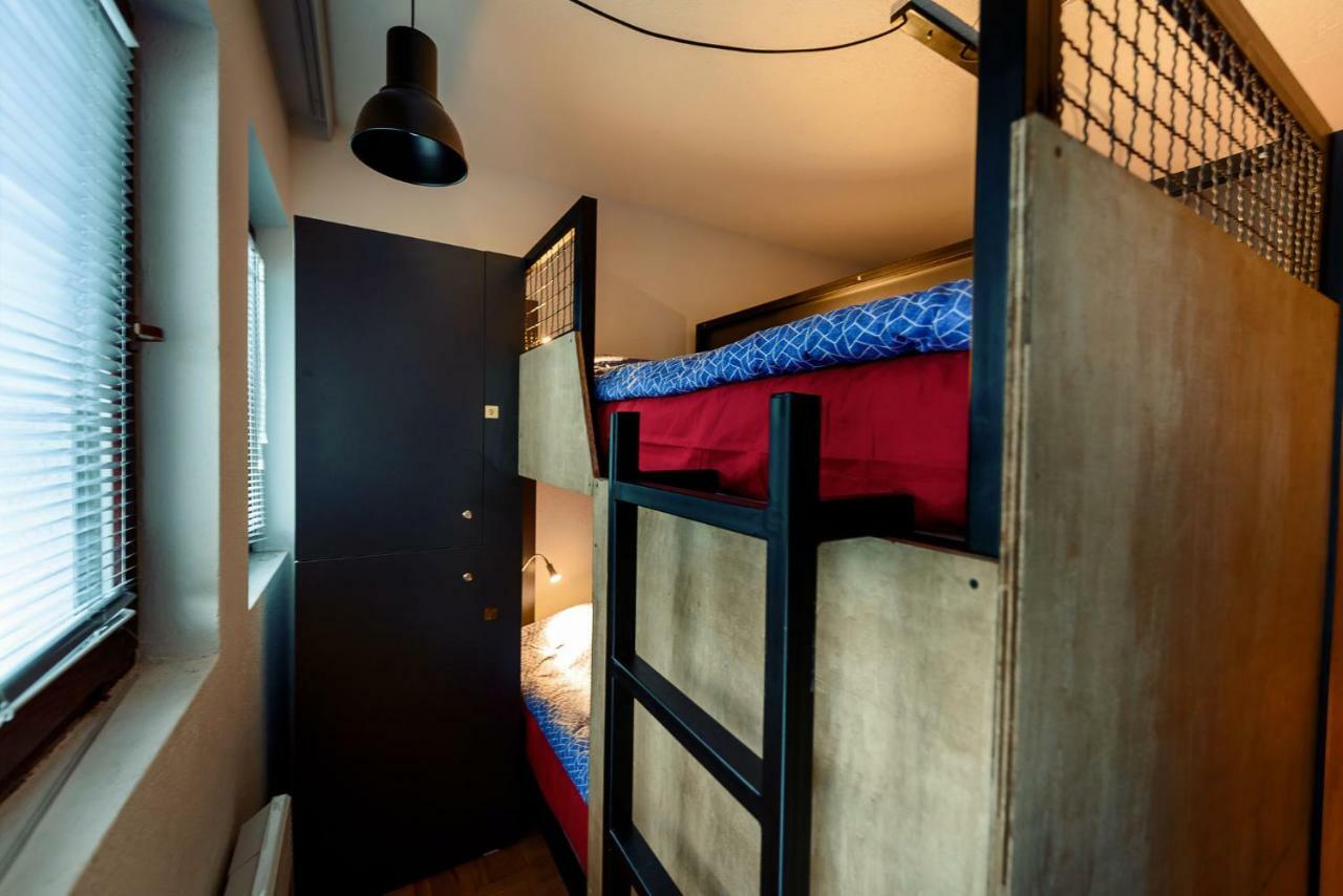Town Hostel Peje Dış mekan fotoğraf