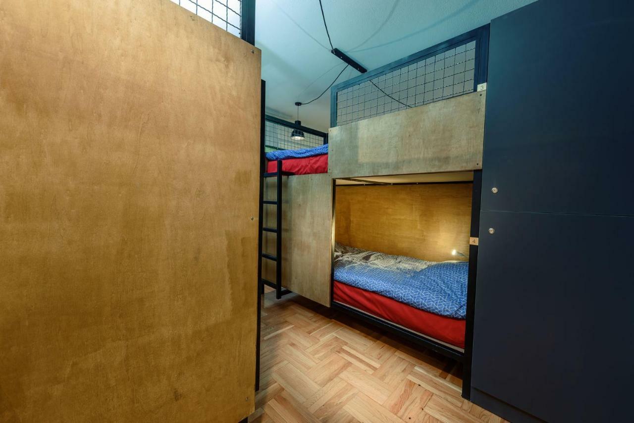 Town Hostel Peje Dış mekan fotoğraf